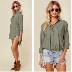 Faithfull the Brand Huffon Oversized High-Low Lace-Up Green Shirt Size S